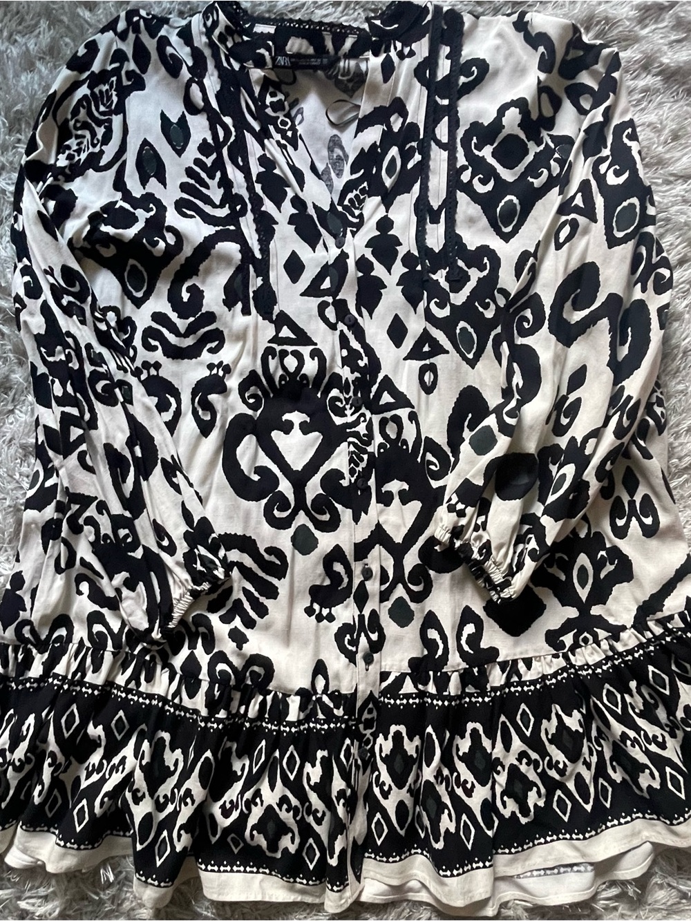Zara Black and White Patterned Long-Sleeve Dress